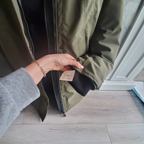 🌟NWT🌟CMFR Parka XS - Picture 2 of 9